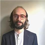 Dottore di ricerca in Scienze politiche e sociali e laureato in Relazioni Internazionali, offre lezioni e ripetizioni di storia, f